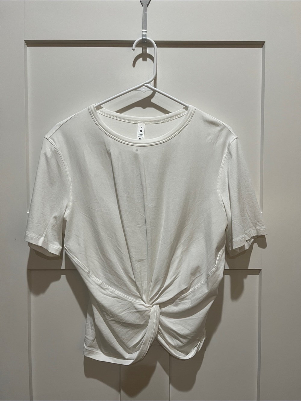 Lululemon White Twist-Front Women's Tee